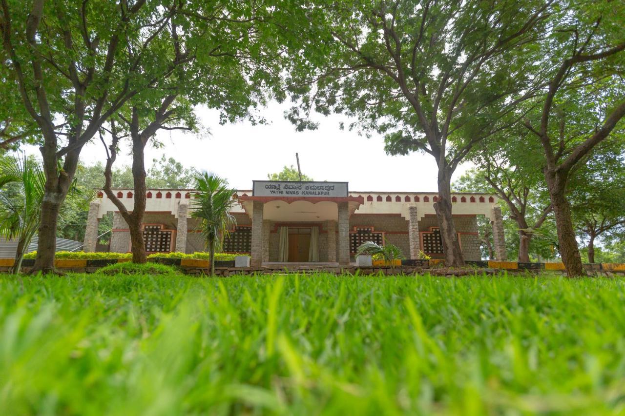 Kstdc Hotel Mayura Bhuvaneshwari Kamalapur Hampi Exterior photo