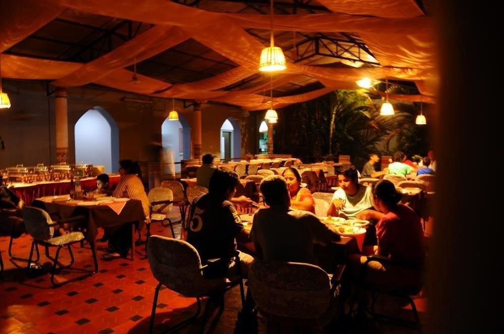 Kstdc Hotel Mayura Bhuvaneshwari Kamalapur Hampi Exterior photo